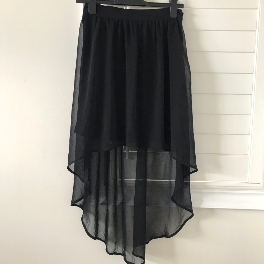 3 for $25 ❤️ - Dynamite high-low skirt